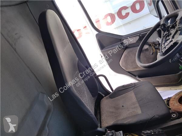 قطع غيار الآليات الثقيلة Renault Cabine...