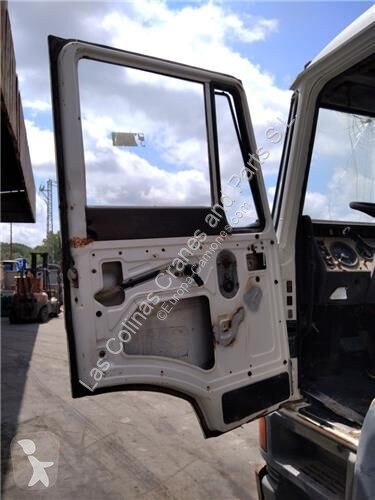 قطع غيار الآليات الثقيلة DAF Porte pour camion...