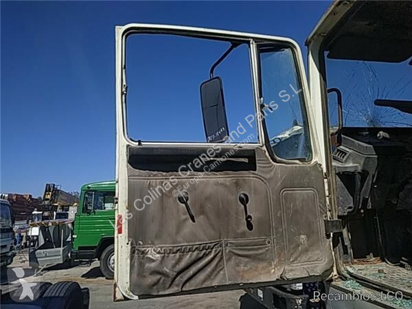 قطع غيار الآليات الثقيلة Pegaso Porte pour...