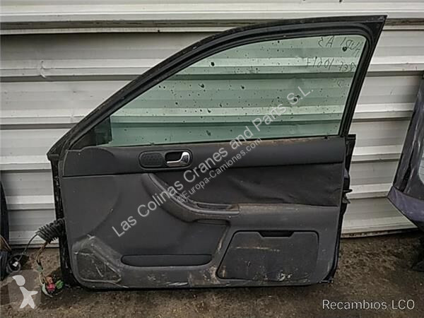 قطع غيار الآليات الثقيلة Audi Porte 8L3831052C...