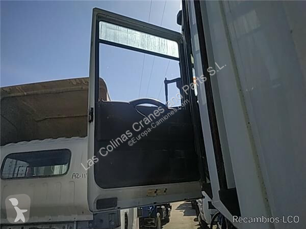 قطع غيار الآليات الثقيلة Renault Porte pour camion