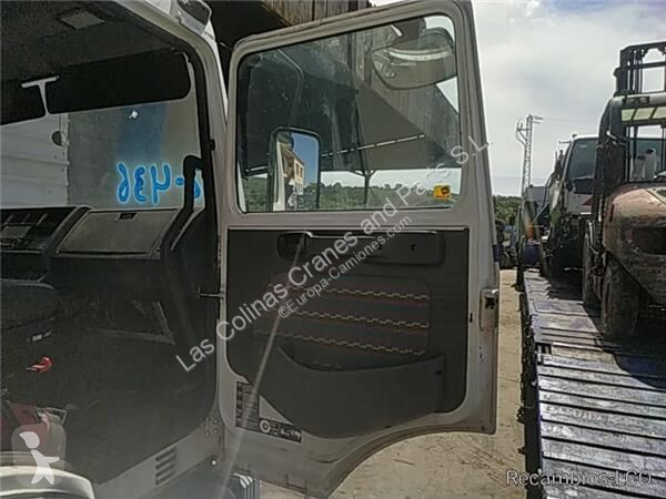 قطع غيار الآليات الثقيلة Renault Porte pour camion