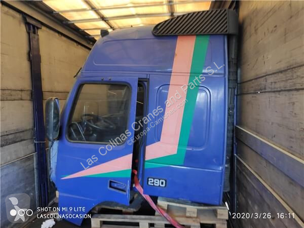 قطع غيار الآليات الثقيلة Volvo Cabine 3092059...