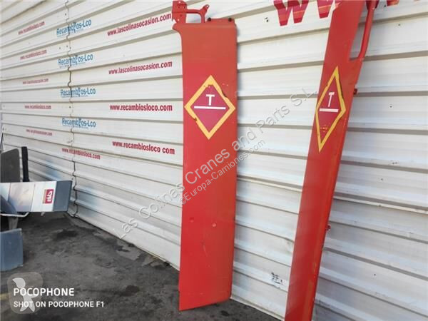 قطع غيار الآليات الثقيلة Mercedes Aileron...