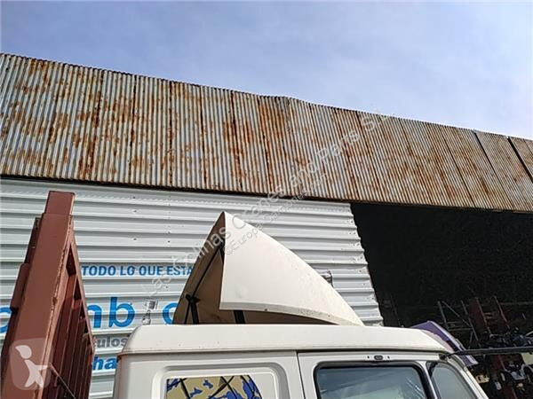 قطع غيار الآليات الثقيلة MAN Aileron pour...