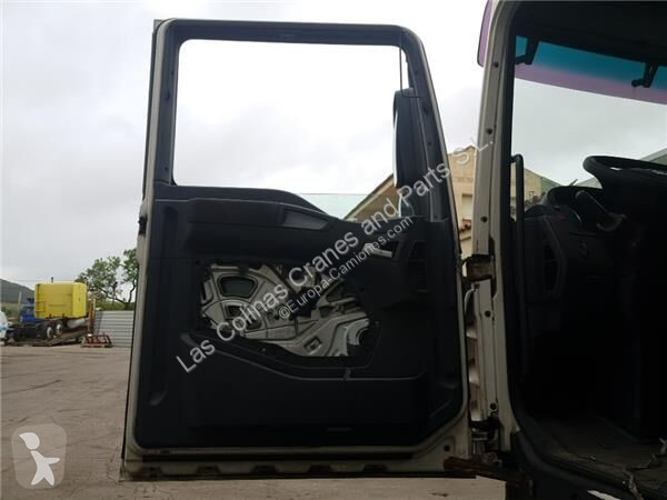 قطع غيار الآليات الثقيلة MAN Porte pour camion