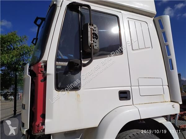 قطع غيار الآليات الثقيلة Iveco Aileron 99473097...