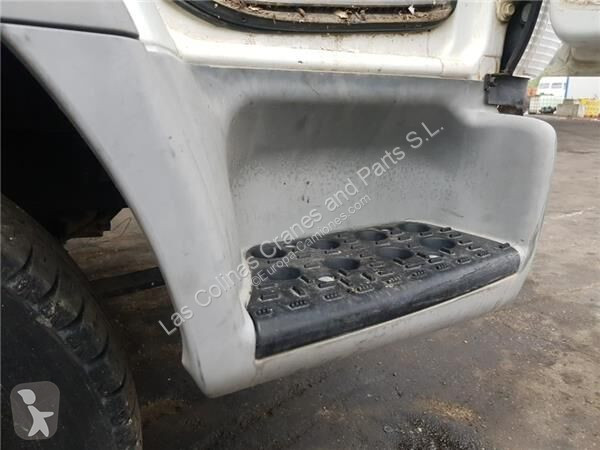 Pezzi di ricambio per mezzi pesanti Nissan...