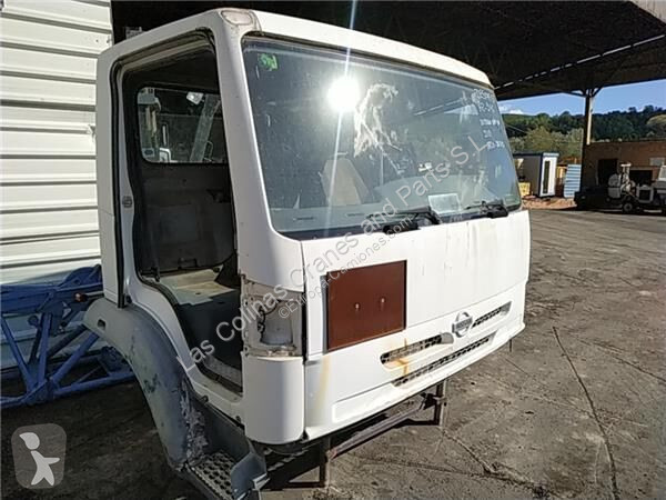 قطع غيار الآليات الثقيلة Nissan Cabine pour...