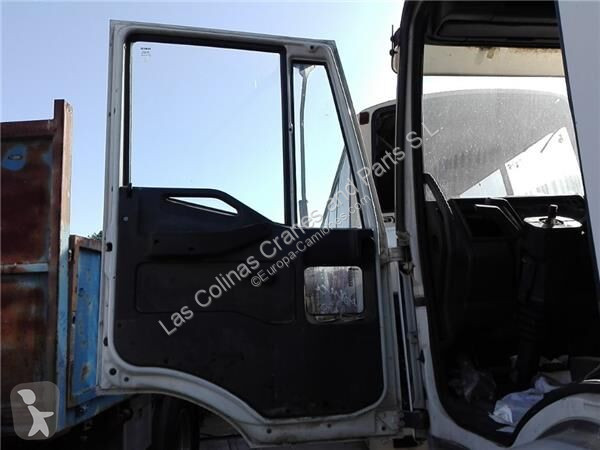 قطع غيار الآليات الثقيلة Iveco Porte pour...