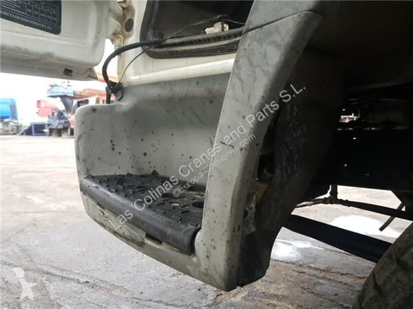 قطع غيار الآليات الثقيلة Nissan archepied pour...