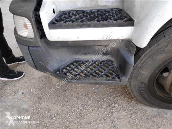 قطع غيار الآليات الثقيلة Renault Marchepied...