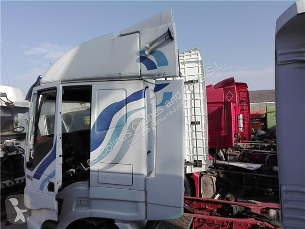 قطع غيار الآليات الثقيلة Iveco Cabine 504061678...