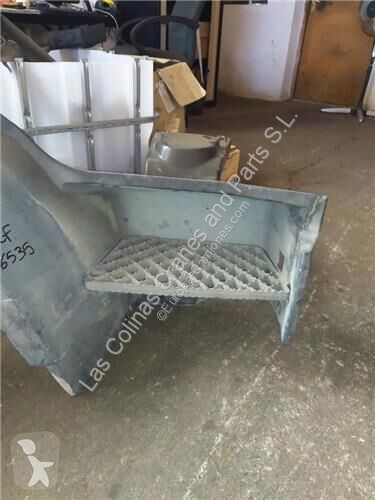 قطع غيار الآليات الثقيلة Iveco Marchepied...