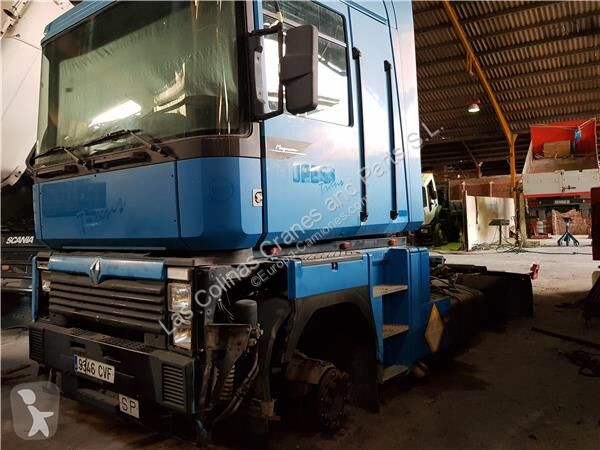 قطع غيار الآليات الثقيلة Renault Cabine...
