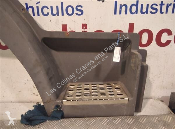 Pezzi di ricambio per mezzi pesanti Nissan...