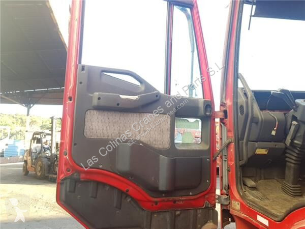 قطع غيار الآليات الثقيلة Iveco Porte pour...
