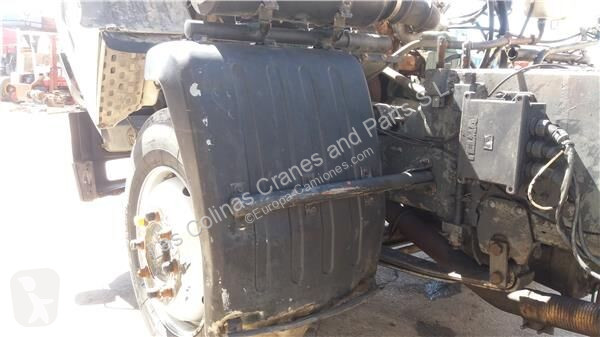 قطع غيار الآليات الثقيلة Volvo Garde-boue pour...