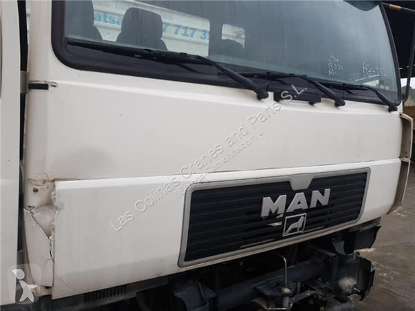 قطع غيار الآليات الثقيلة MAN Calandre pour...