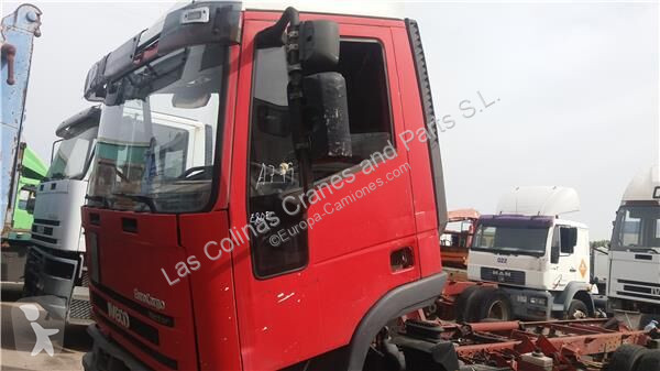 قطع غيار الآليات الثقيلة Iveco Porte pour...