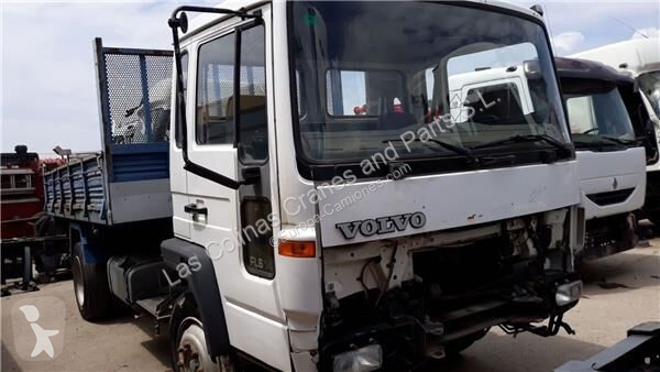 قطع غيار الآليات الثقيلة Volvo Phare pour...