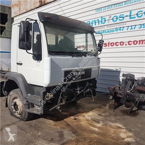 قطع غيار الآليات الثقيلة MAN Cabine pour camion...