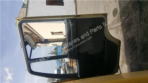 قطع غيار الآليات الثقيلة MAN Porte pour camion...