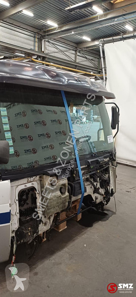 قطع غيار الآليات الثقيلة Renault Occ cabine...