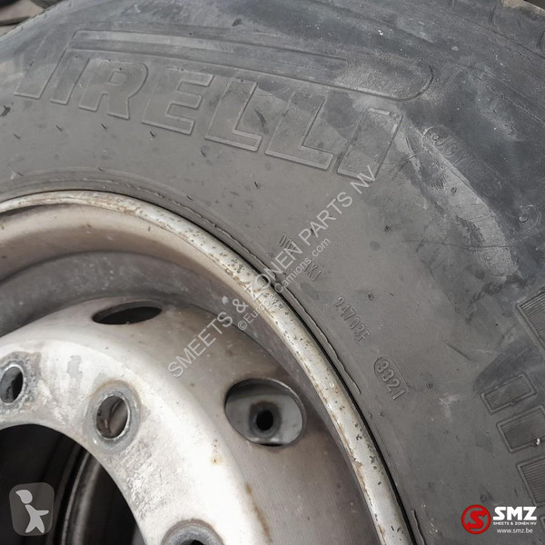 قطع غيار الآليات الثقيلة Pirelli Occ...