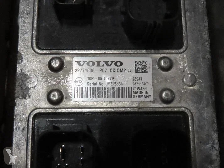 Náhradné diely na nákladné vozidlo Volvo...