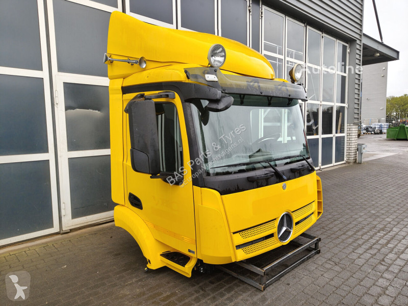 قطع غيار الآليات الثقيلة Mercedes