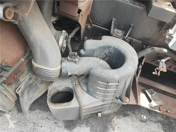 قطع غيار الآليات الثقيلة Nissan Filtre à air...