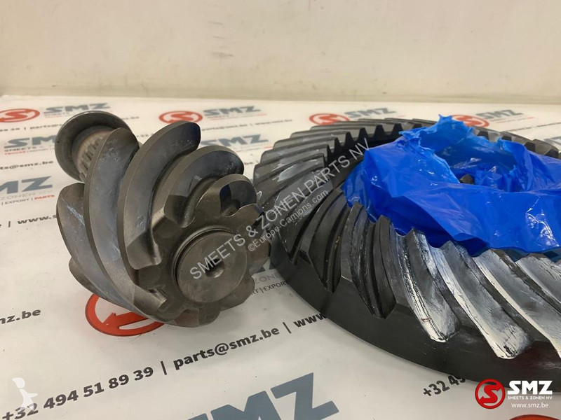 قطع غيار الآليات الثقيلة Volvo Crown + pinion...