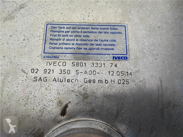 قطع غيار الآليات الثقيلة Iveco Réservoir de...