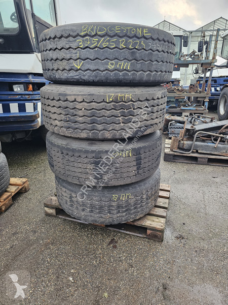 Pièces poids lourds Bridgestone 385/65 R 22.5...