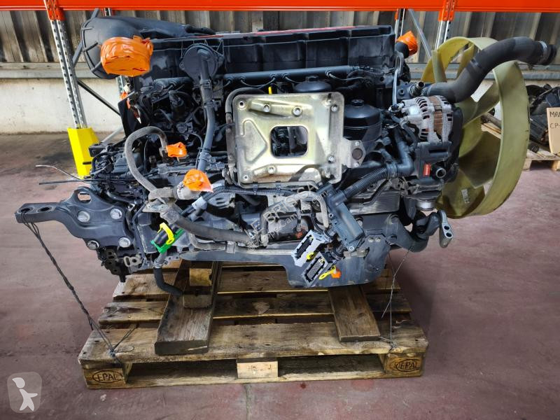قطع غيار الآليات الثقيلة Renault  P270 DXI7 /...