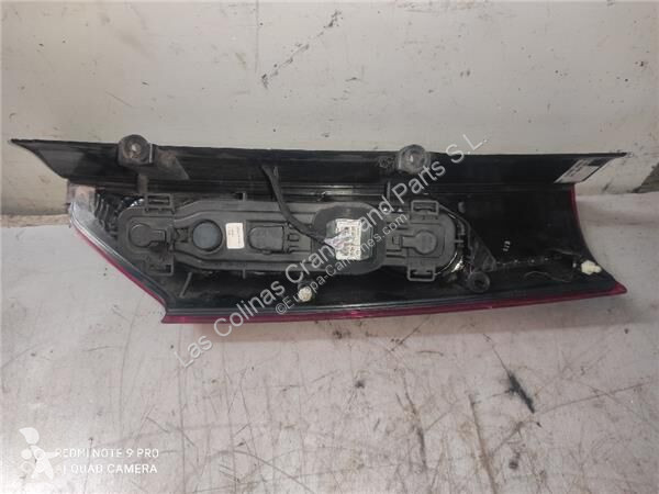 قطع غيار الآليات الثقيلة Renault Feu arrière...