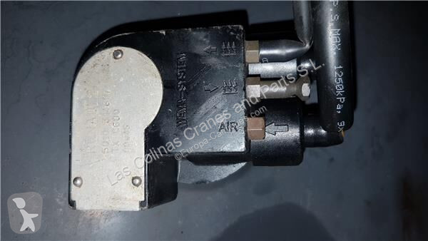 قطع غيار الآليات الثقيلة Renault Réservoir de...