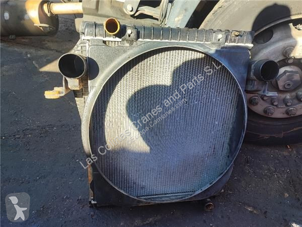 قطع غيار الآليات الثقيلة Iveco Radiateur de...