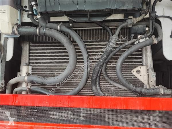 قطع غيار الآليات الثقيلة Iveco Radiateur de...