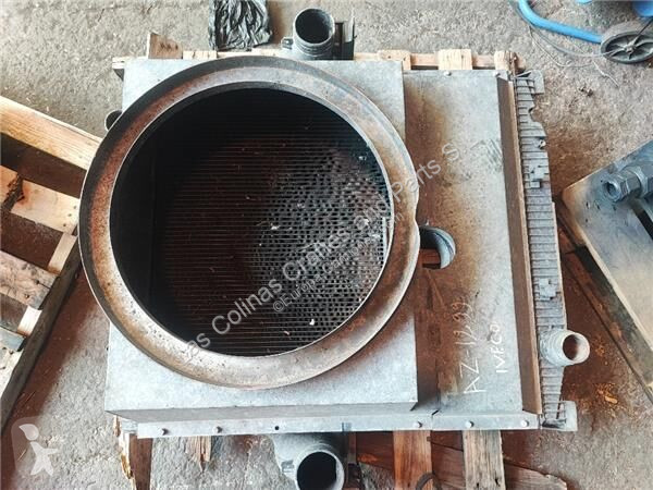 قطع غيار الآليات الثقيلة Iveco Radiateur de...