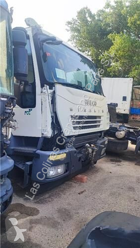 قطع غيار الآليات الثقيلة Iveco Phare 9841248...