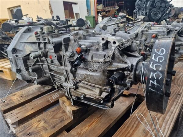 قطع غيار الآليات الثقيلة Nissan Boîte de...