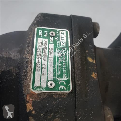 قطع غيار الآليات الثقيلة Iveco Pompe...