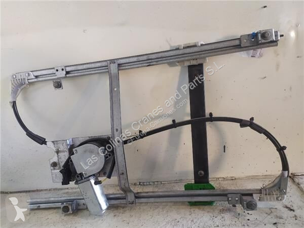 قطع غيار الآليات الثقيلة Renault Tringlerie...