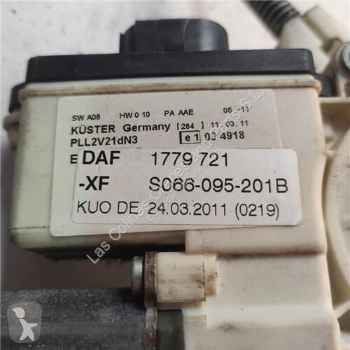 قطع غيار الآليات الثقيلة DAF Tringlerie...