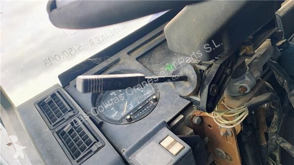 قطع غيار الآليات الثقيلة Renault Commutateur de...
