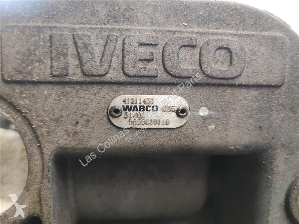 قطع غيار الآليات الثقيلة Iveco Pédale...