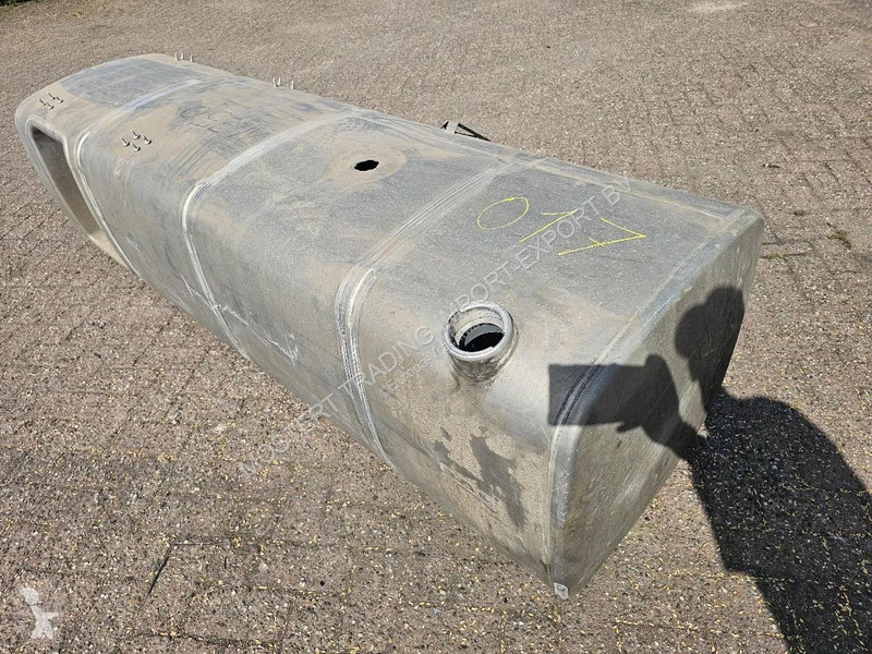 Náhradní díly stavba DAF Dieseltank DAF XF106...