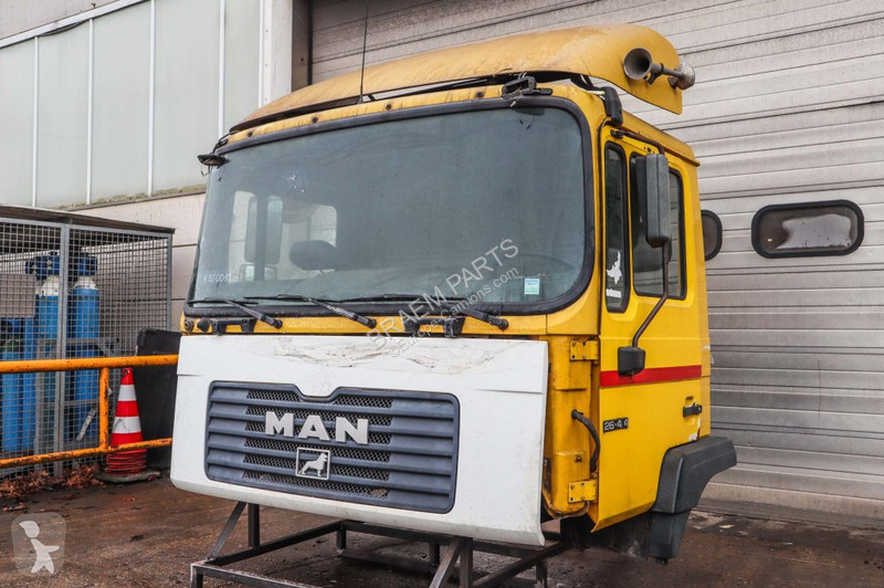 قطع غيار الآليات الثقيلة MAN F92L12 M2000